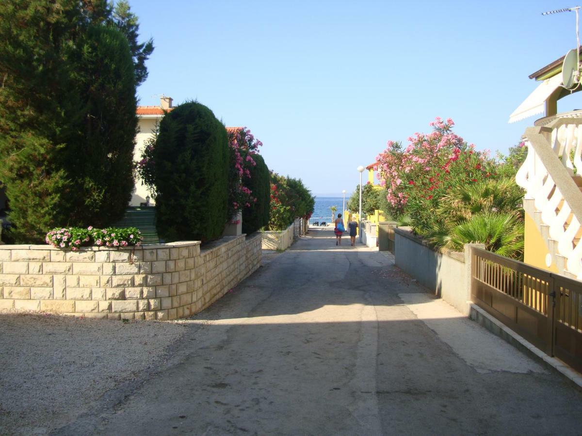 Apartment Robic Vir Exterior foto
